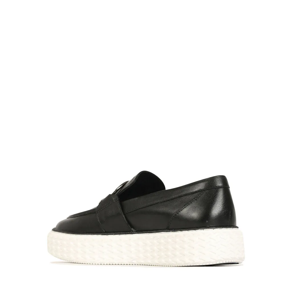 EOS Trina Loafer Black